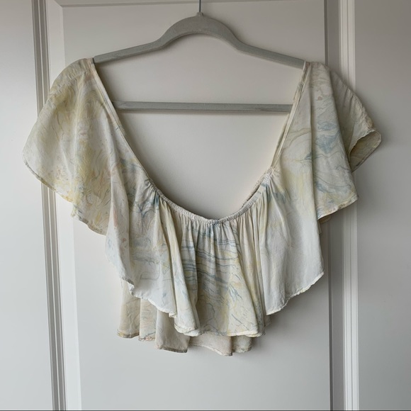 Blue Life Kiss Me Crop Top - Picture 9 of 9